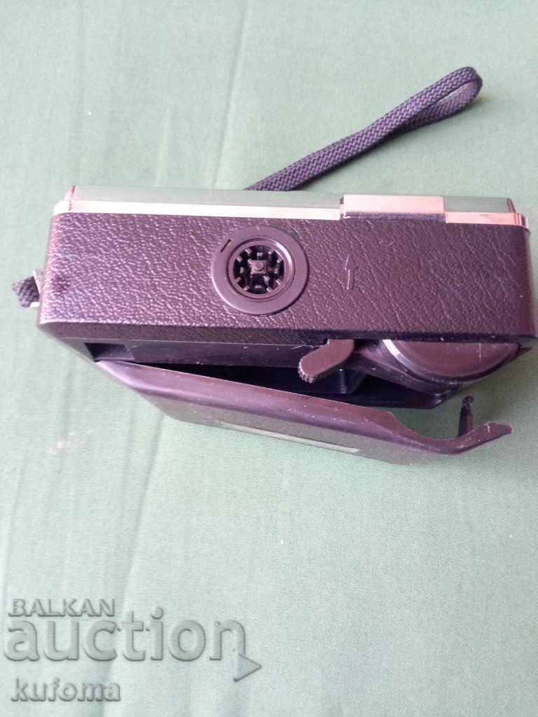 Delivery of Old Camera Kodak Delivery of Old Camera Kodak