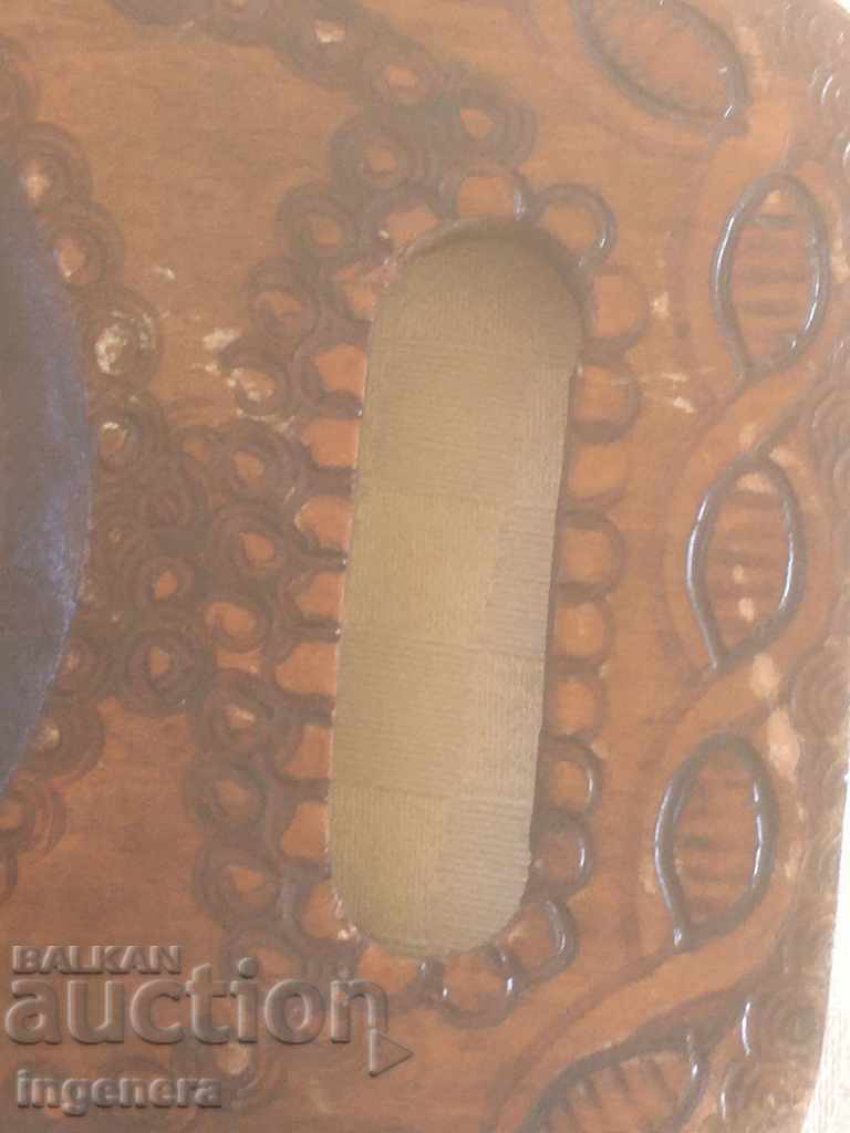 TRAY PLATE ANTIQUE CARVING GLASS WOOD PYROGRAPHY - 5 TRAY PLATE ANTIQUE CARVING GLASS WOOD PYROGRAPHY - 5