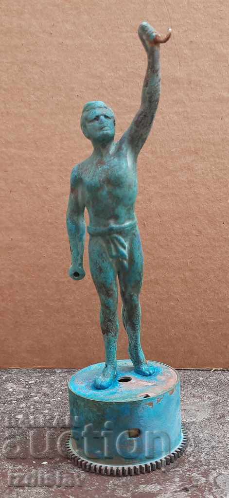 Auction Old bronze figure Auction Old bronze figure