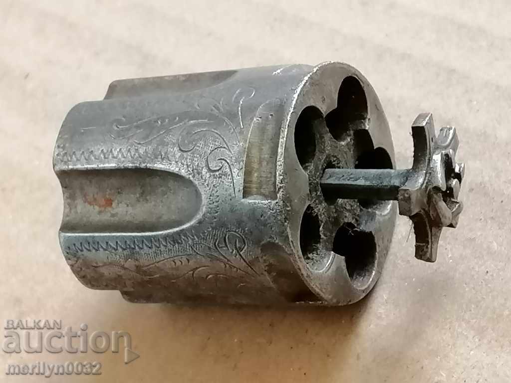 Auction  Engraved drum from revolver Bulldog Velodog part