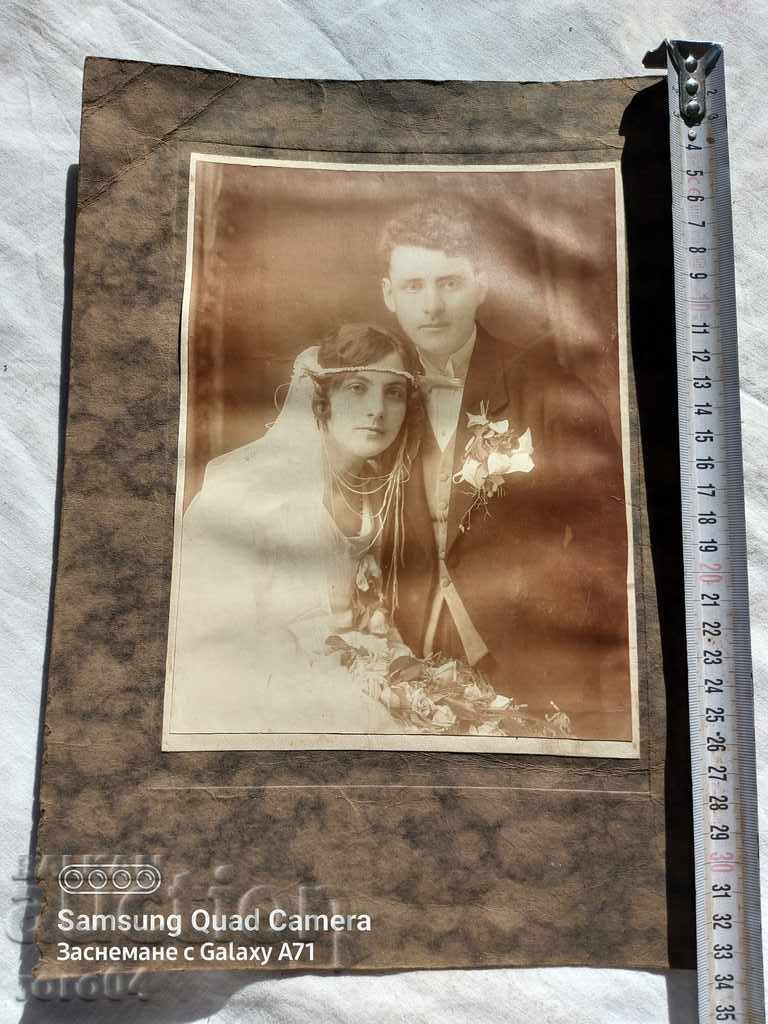 Delivery of SEVLIEVO - NEWLYWEDS - 1924.