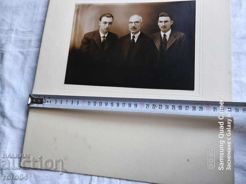 Delivery of PHOTO A. VLADIKOV - SOFIA Delivery of PHOTO A. VLADIKOV - SOFIA