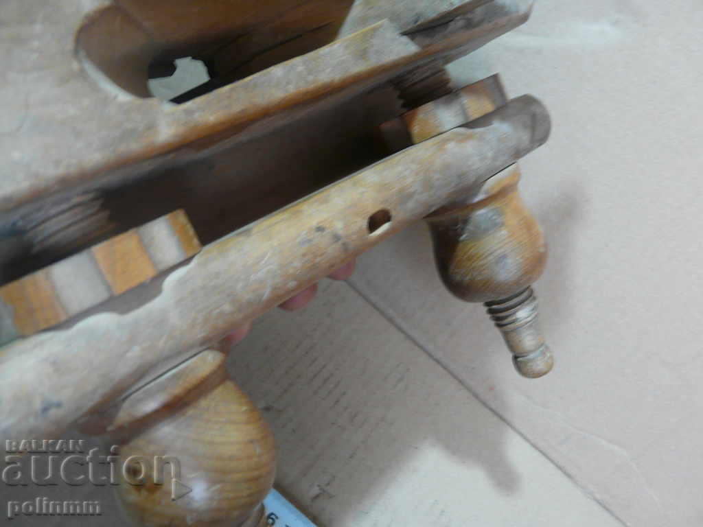 Delivery of Old profile grater Delivery of Old profile grater