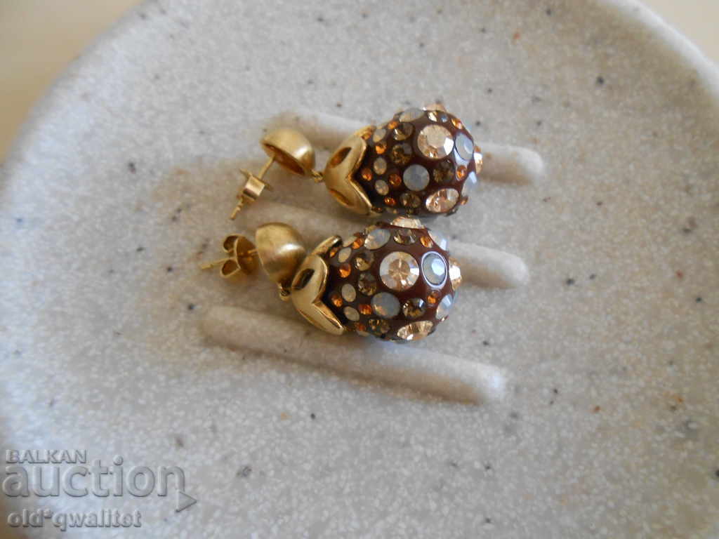 Cercei din argint cu aurire, Argint 925 cu preț 227.00 BGN | € 116.06 Cercei din argint cu aurire, Argint 925 cu preț 227.00 BGN | € 116.06