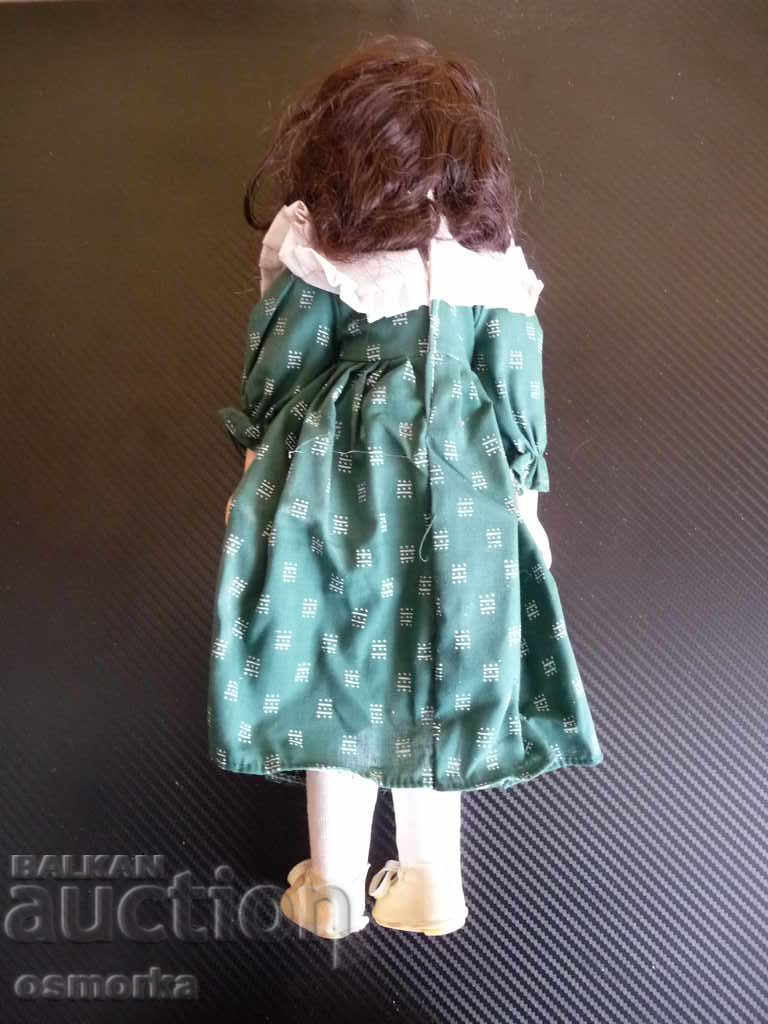 Porcelain doll with green dress and ribbons cool - 5 Porcelain doll with green dress and ribbons cool - 5