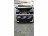 Typewriter "Maritsa 11"