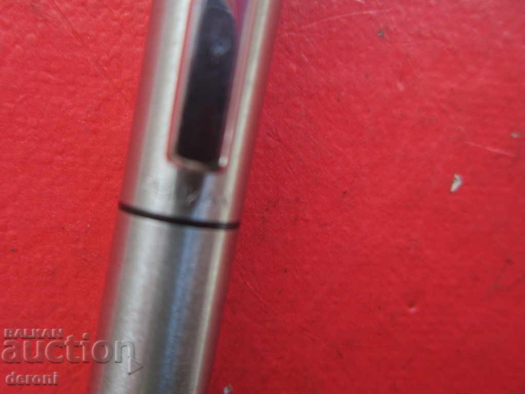 Delivery of Unique mechanical pencil pen Pelikan Delivery of Unique mechanical pencil pen Pelikan