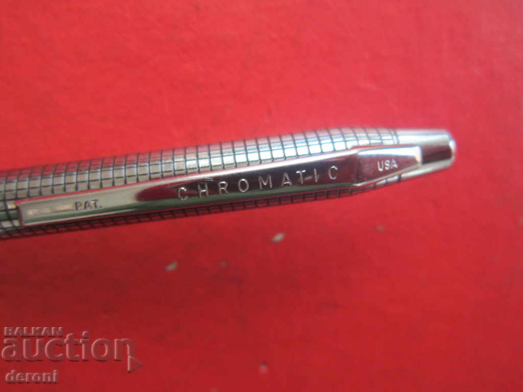 Двуцветен химикал химикалка Chromatic USA с цена 40.00 лв. | € 20.45 Двуцветен химикал химикалка Chromatic USA с цена 40.00 лв. | € 20.45