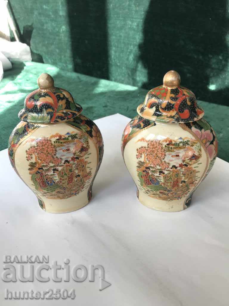 Porcelain dishes with lids - 11 cm, without markings
