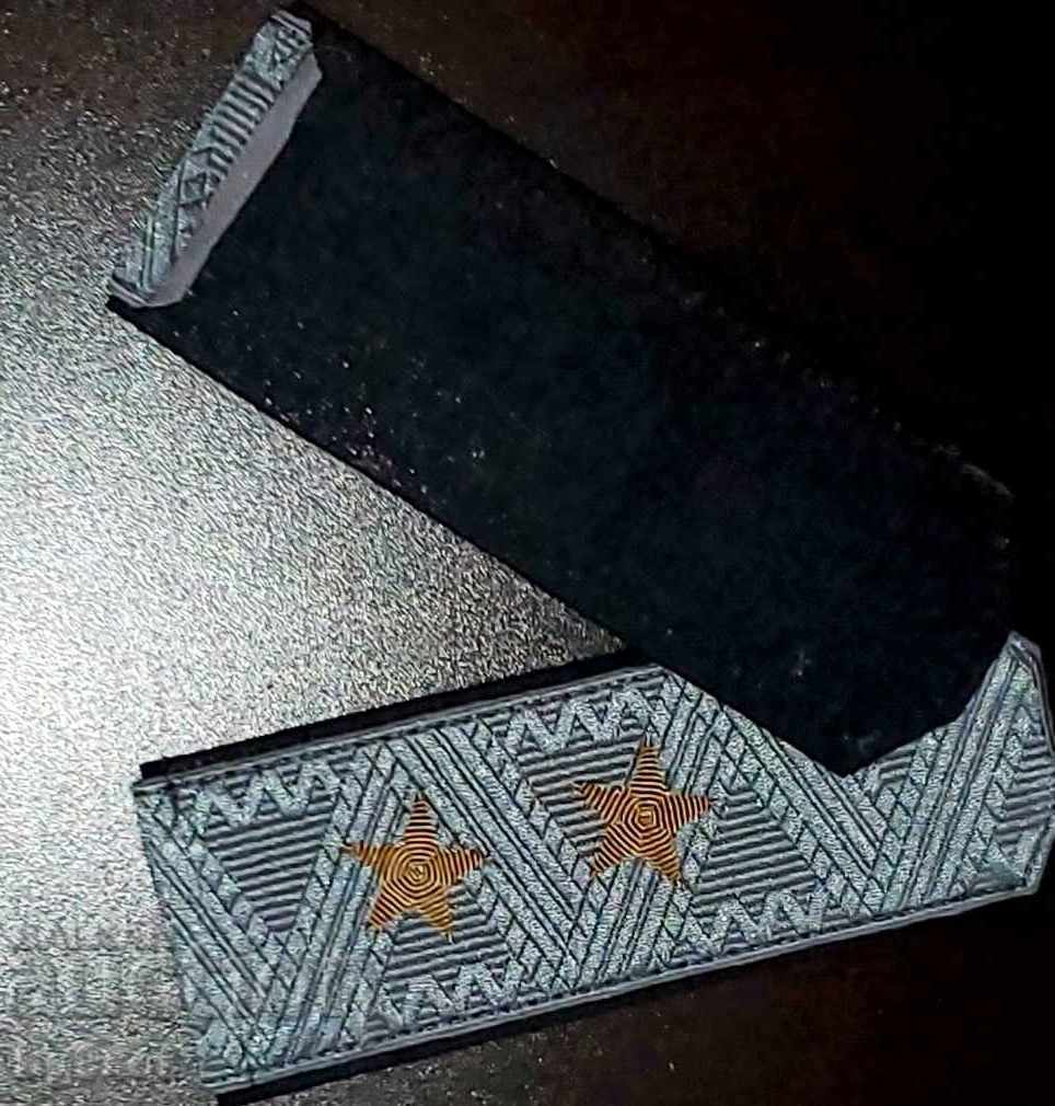 ГЕНЕРАЛСКИ пагони СССР с цена 250.00 лв. | € 127.82 ГЕНЕРАЛСКИ пагони СССР с цена 250.00 лв. | € 127.82