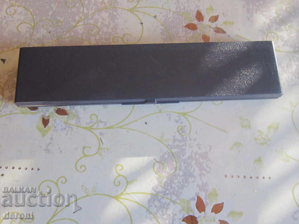 Υπέροχη θήκη ρολογιών Royal - 5 Υπέροχη θήκη ρολογιών Royal - 5