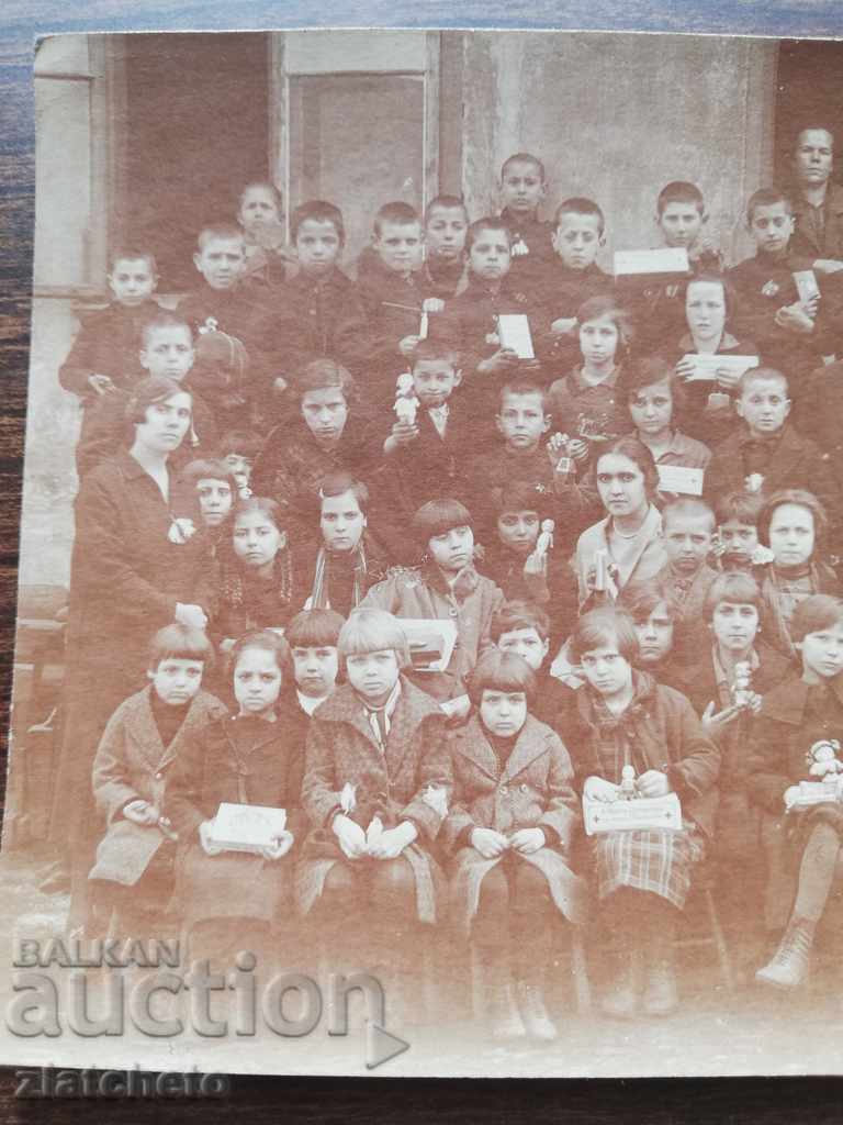 Old photo - with price 12.00 BGN | € 6.14 Old photo - with price 12.00 BGN | € 6.14