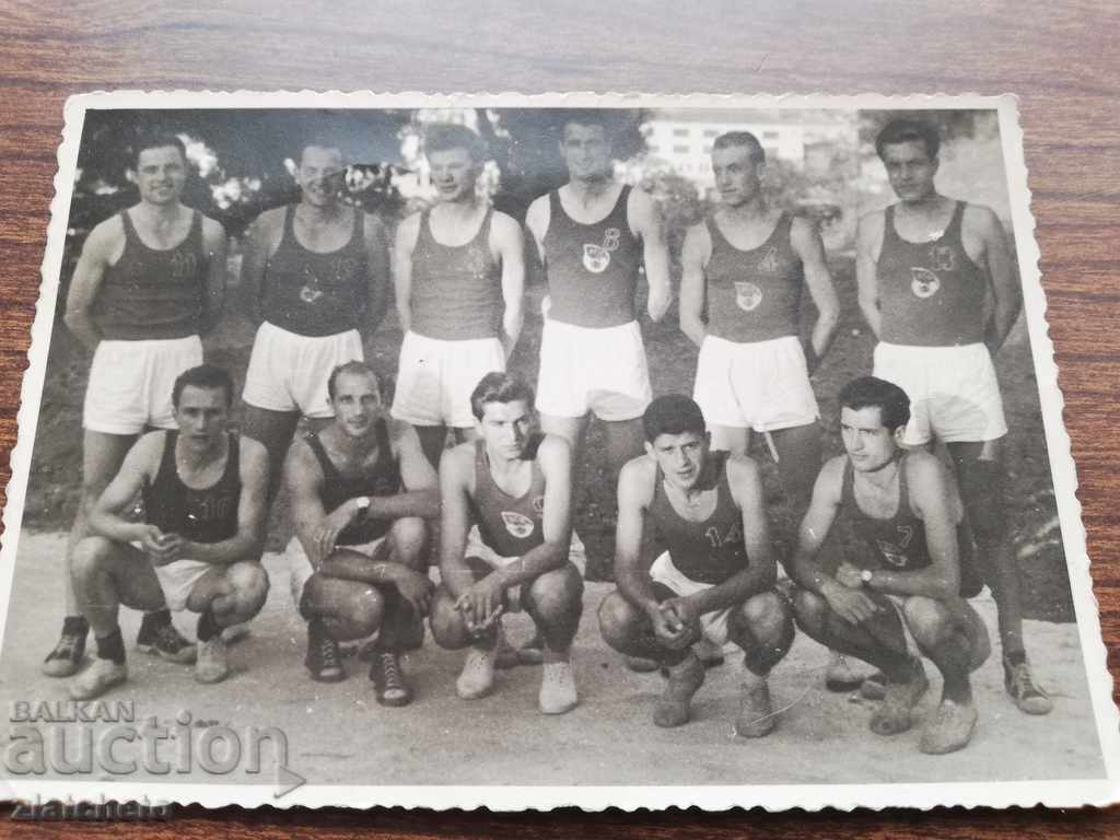Old photo - sport with price 15.00 BGN | € 7.67 Old photo - sport with price 15.00 BGN | € 7.67