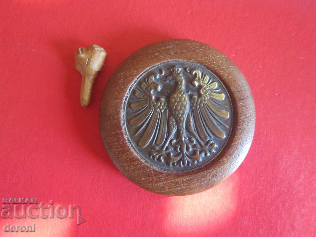 Delivery of Great wooden perfume bottle