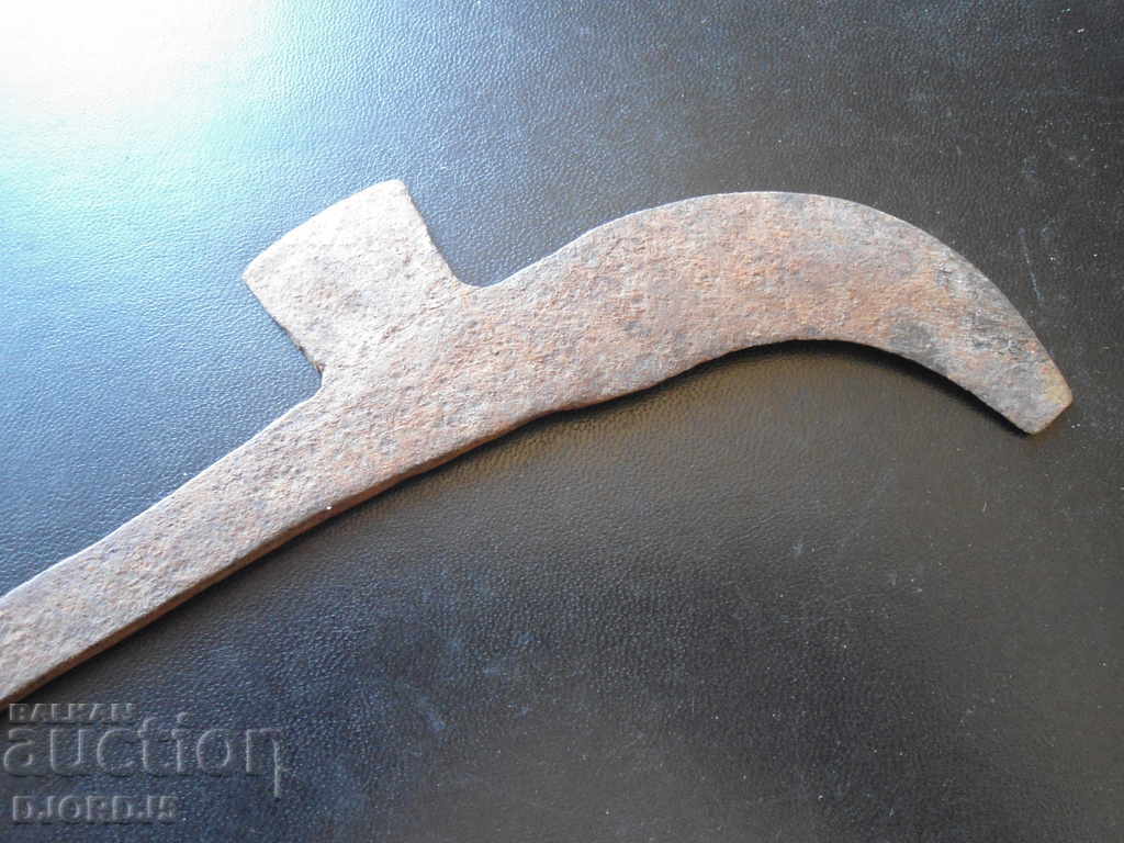 Old forged cutter with price 7.00 BGN | € 3.58 Old forged cutter with price 7.00 BGN | € 3.58
