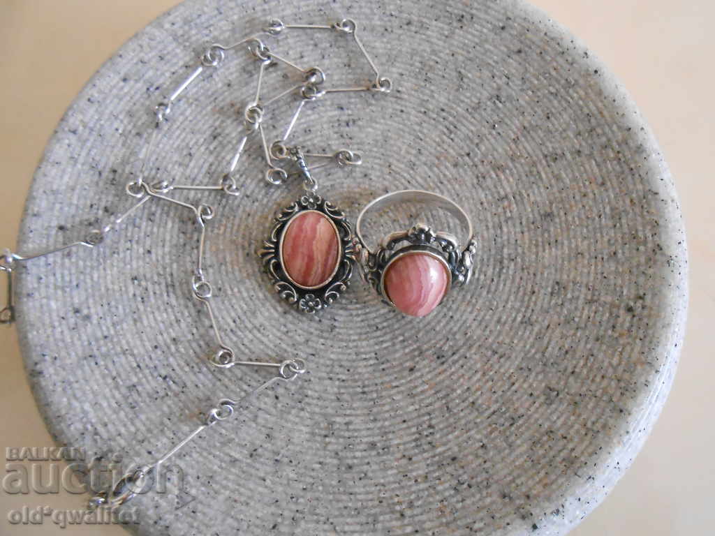 Auction Magnificent MEDALLION with RING, Silver with Rhodochrosite Auction Magnificent MEDALLION with RING, Silver with Rhodochrosite