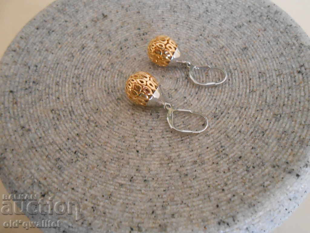 Delivery of Wonderful silver earrings with great design and gold plating Delivery of Wonderful silver earrings with great design and gold plating