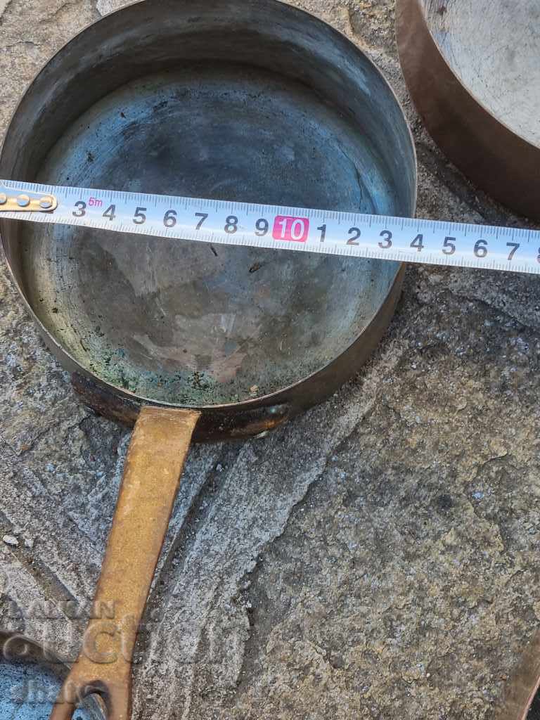 Delivery of Old French pans. Copper pans Delivery of Old French pans. Copper pans