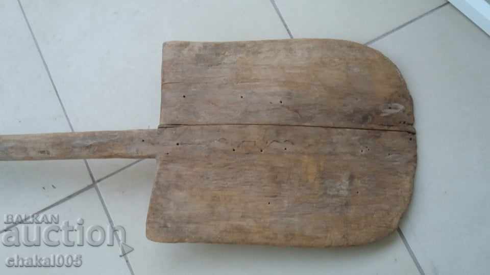 Auction  Revival wheat shovel