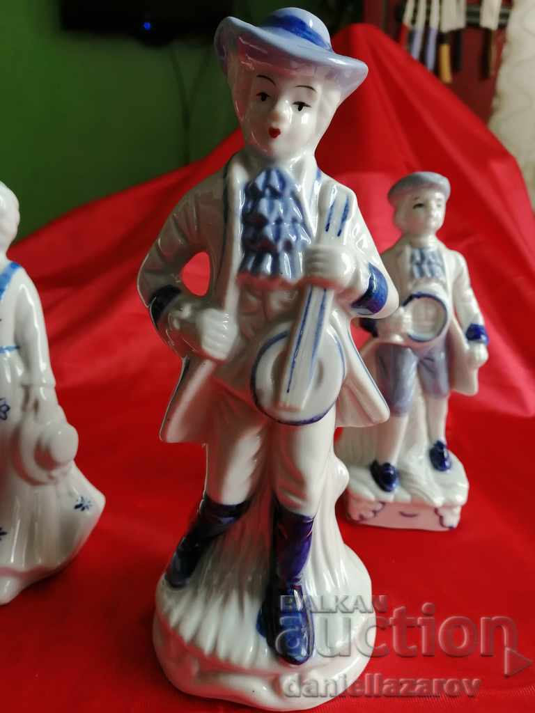 Delivery of Beautiful BAROQUE Porcelain Figurines. Figure, Figurine Delivery of Beautiful BAROQUE Porcelain Figurines. Figure, Figurine