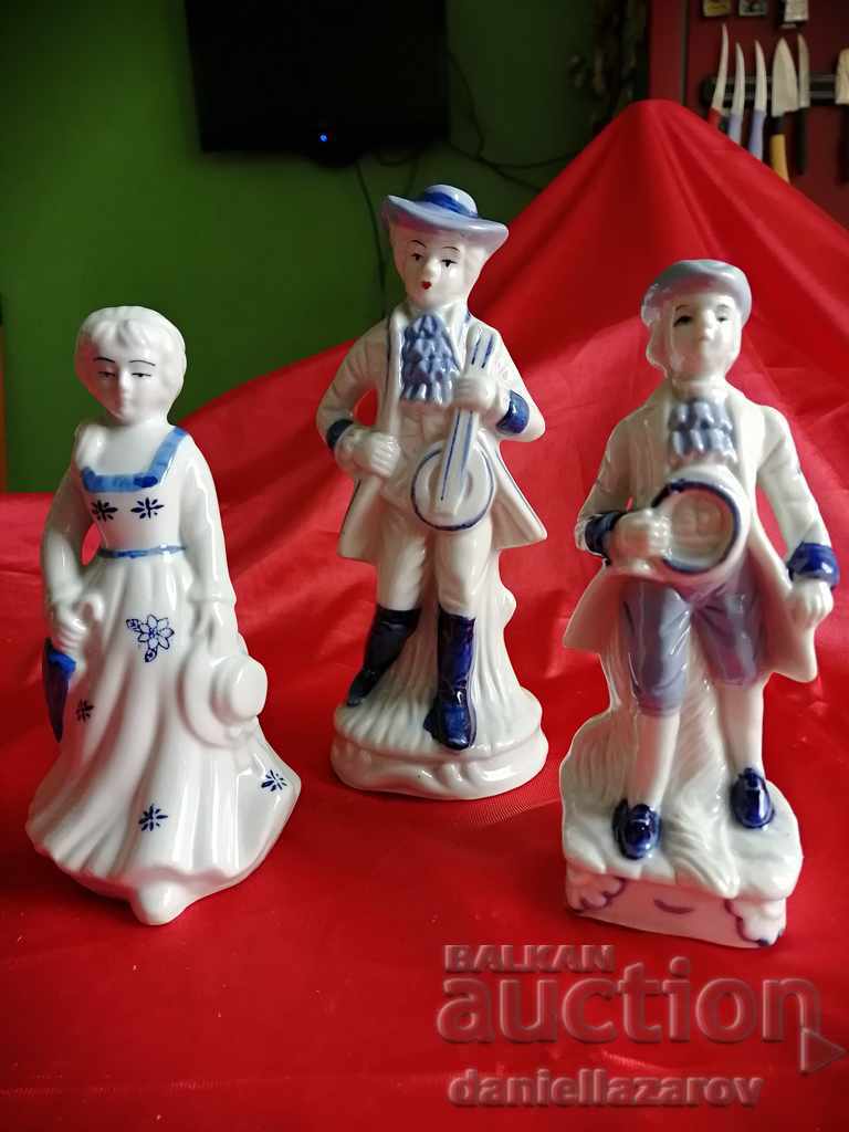 Frumoase figurine din porțelan BAROC.Figură, figurină