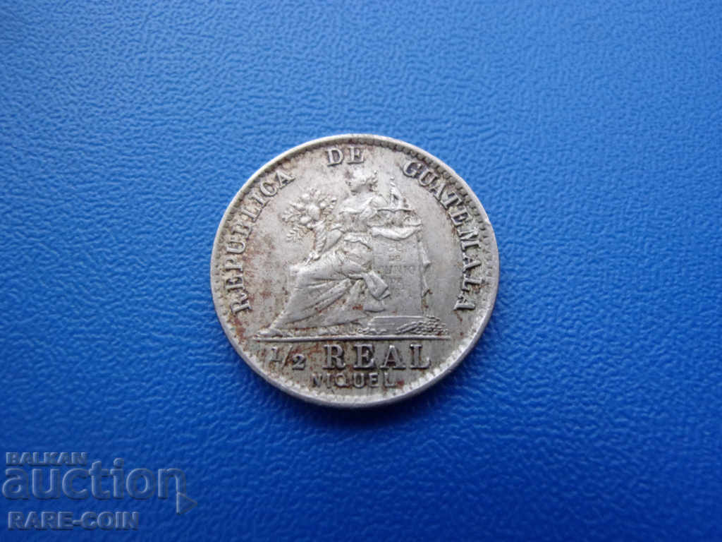 XII (68) Guatemala ½ Real 1900 Rare