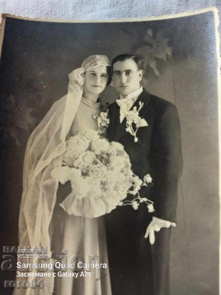 Auction PHOTO LIGHT - PLEVEN Auction PHOTO LIGHT - PLEVEN