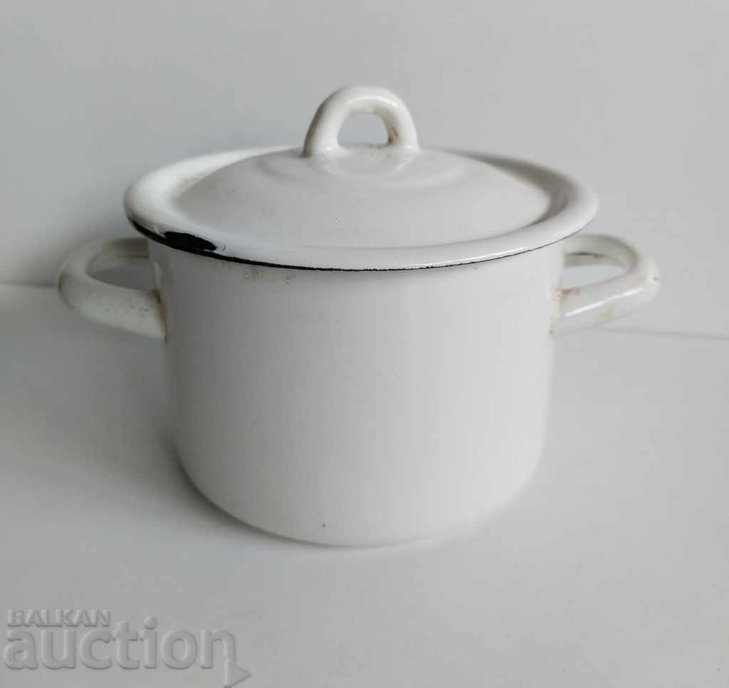 SOC ENAMELED POT with price 9.00 BGN | € 4.60 SOC ENAMELED POT with price 9.00 BGN | € 4.60