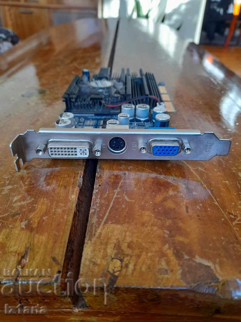 placa video FX5500 - 6