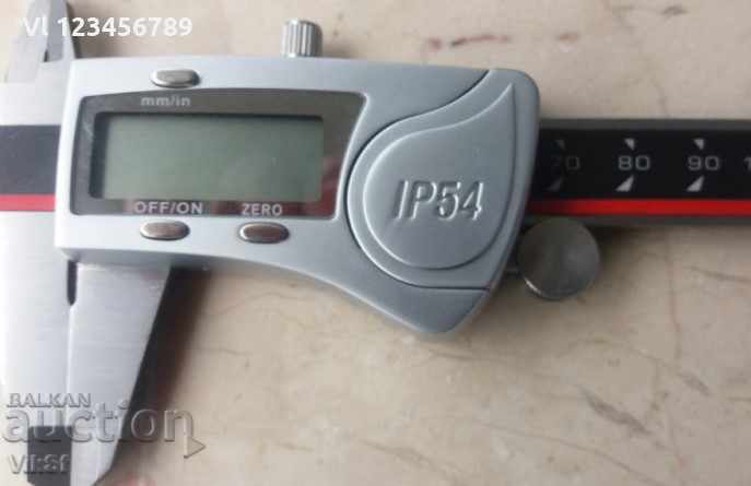 Digital double sided caliper (digital) 0.01 - 150mm / STEEL / with price 36.00 BGN | € 18.41 Digital double sided caliper (digital) 0.01 - 150mm / STEEL / with price 36.00 BGN | € 18.41