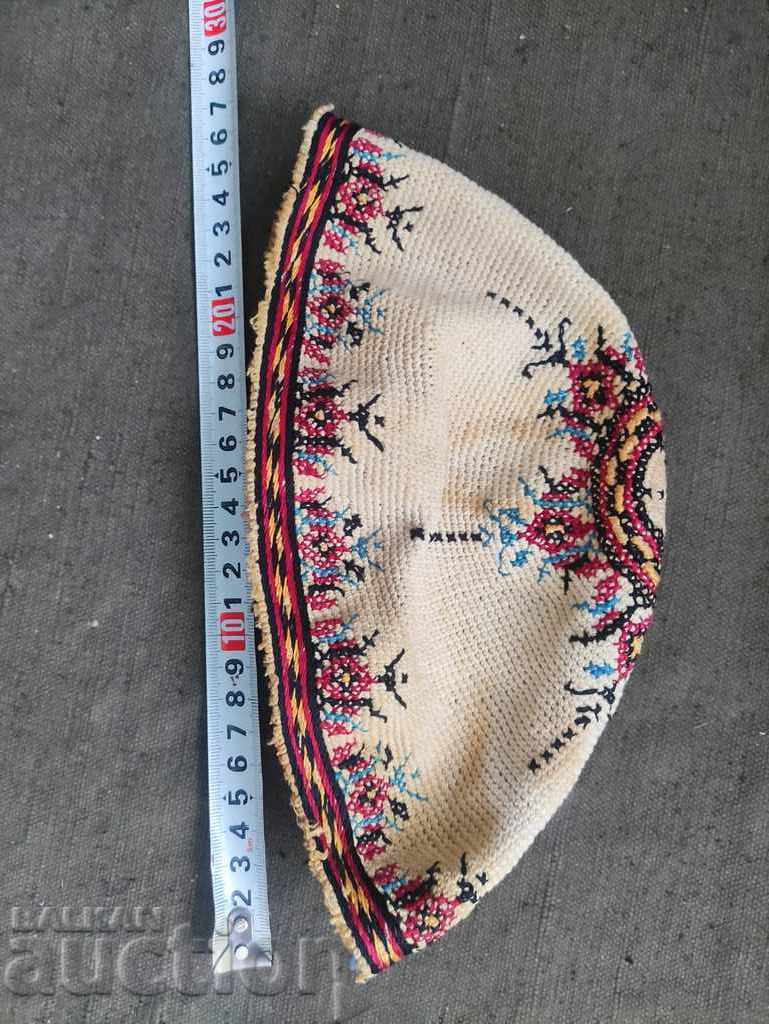 Delivery of Hat with embroidery, embroidery, costume Delivery of Hat with embroidery, embroidery, costume