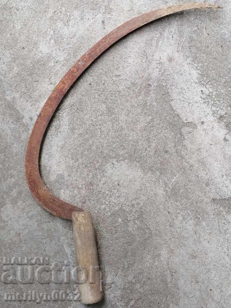 Auction An old sickle with a seal, a knife, a blade, a wrought iron Auction An old sickle with a seal, a knife, a blade, a wrought iron
