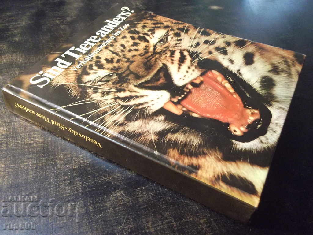 The book "Sind Tiere Anders? - Z.VESELOVSKÝ" - 208 pages. - 7 The book "Sind Tiere Anders? - Z.VESELOVSKÝ" - 208 pages. - 7