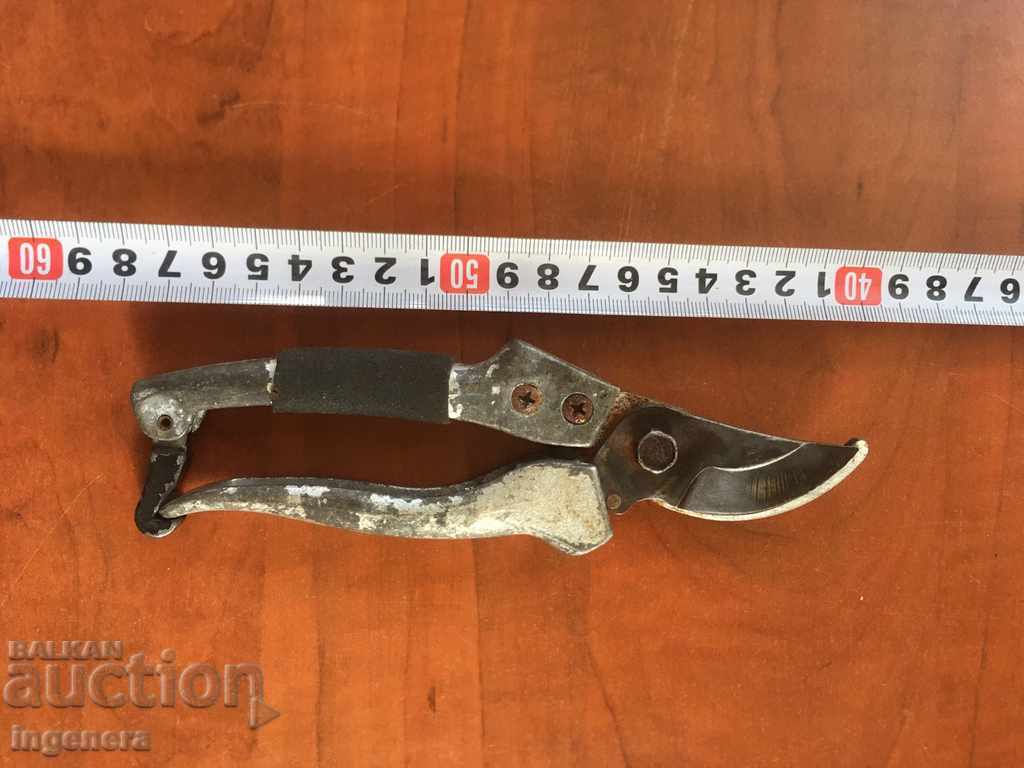 VINE Scissors COMPACT AND BREAKING TOOL - 5 VINE Scissors COMPACT AND BREAKING TOOL - 5