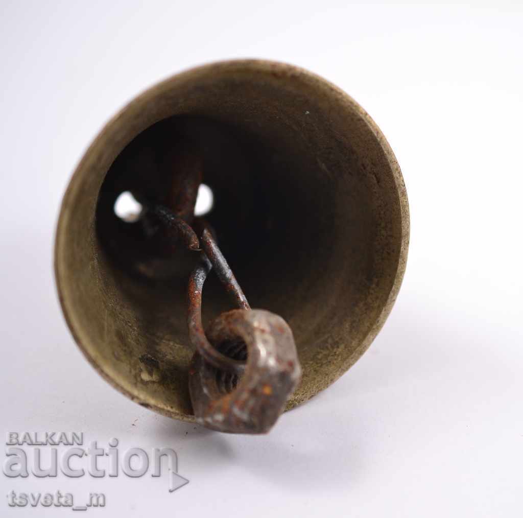 Delivery of BRONZE BELL, BELL, BELL, CHAN