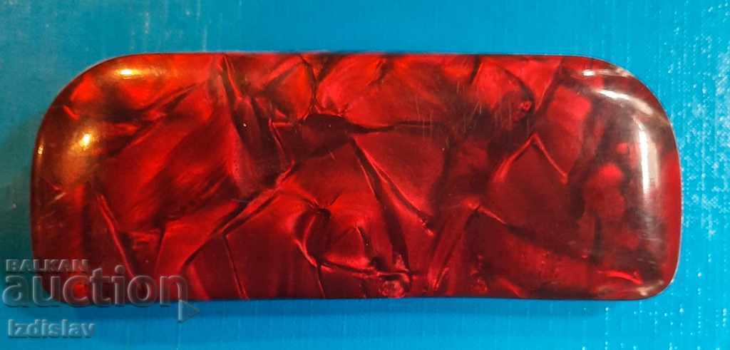 Old glasses case with price 30.00 BGN | € 15.34 Old glasses case with price 30.00 BGN | € 15.34