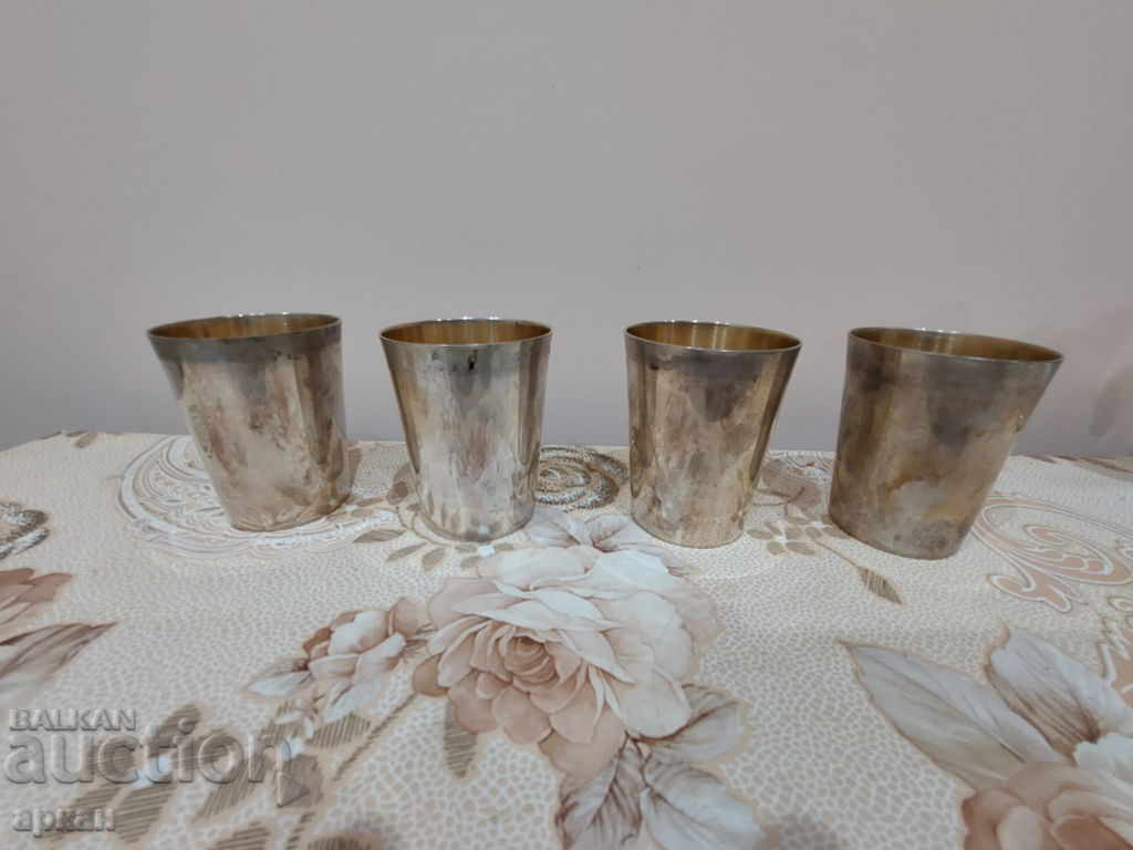 Delivery of silver cups -set 4 pieces -243 grams -0.800 Delivery of silver cups -set 4 pieces -243 grams -0.800