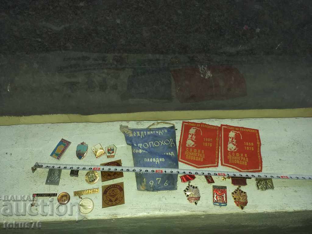 Delivery of Collectible lot badges and flags