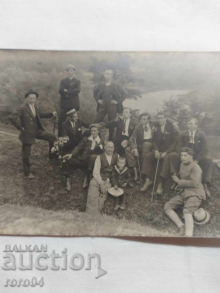 OLD PHOTO - MILITARY - PEOPLE with price 13.49 BGN | € 6.90 OLD PHOTO - MILITARY - PEOPLE with price 13.49 BGN | € 6.90