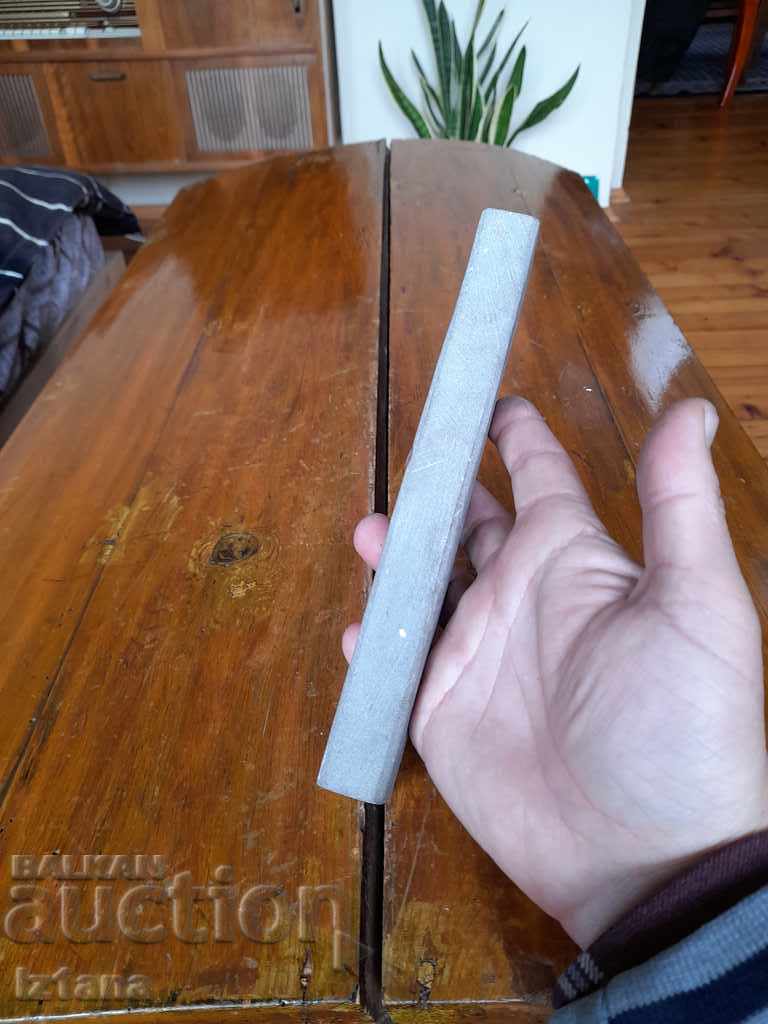 Auction Old grind Auction Old grind