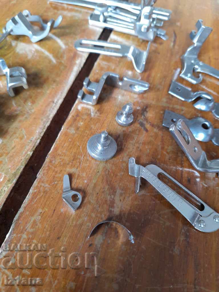 Delivery of Old Feet, sewing machine parts Delivery of Old Feet, sewing machine parts