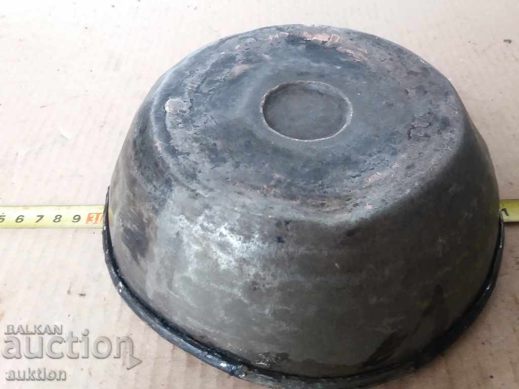 REVIVAL FORGED CUP, TRAY, HONEY PAN - 6 REVIVAL FORGED CUP, TRAY, HONEY PAN - 6