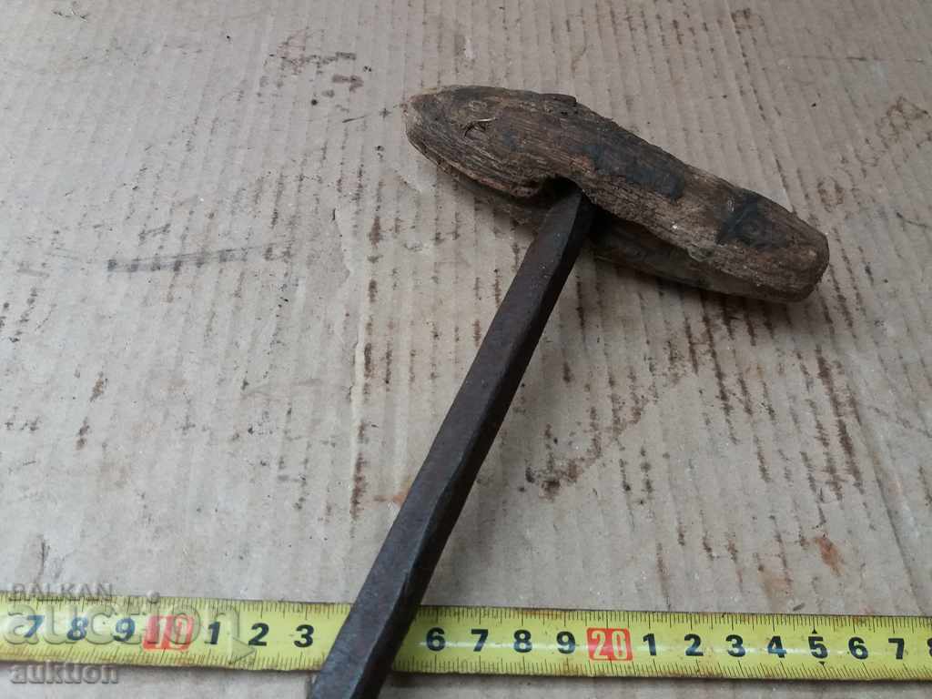 Livrarea KOVAN VAZROZHDENSKI FORMAȚIE, SCULĂ, MITKAP