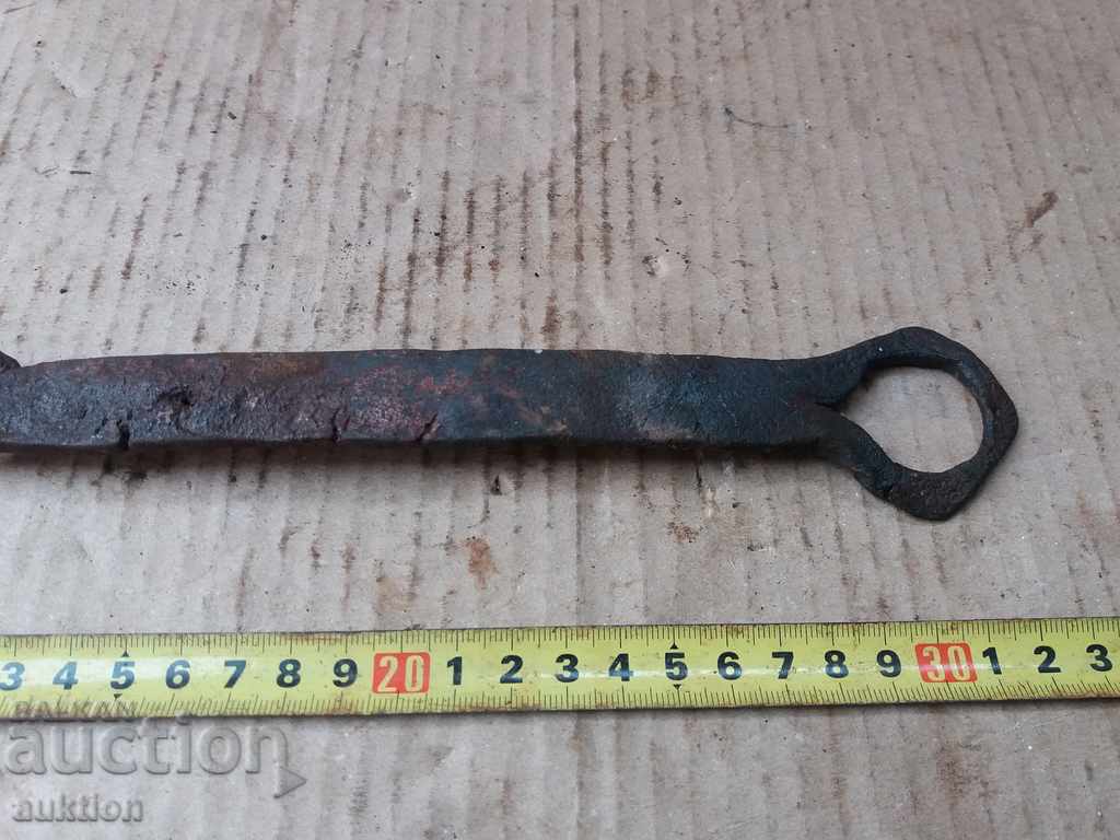 FORGED MASSIVE LOCK LOCK with price 4.99 BGN | € 2.55 FORGED MASSIVE LOCK LOCK with price 4.99 BGN | € 2.55