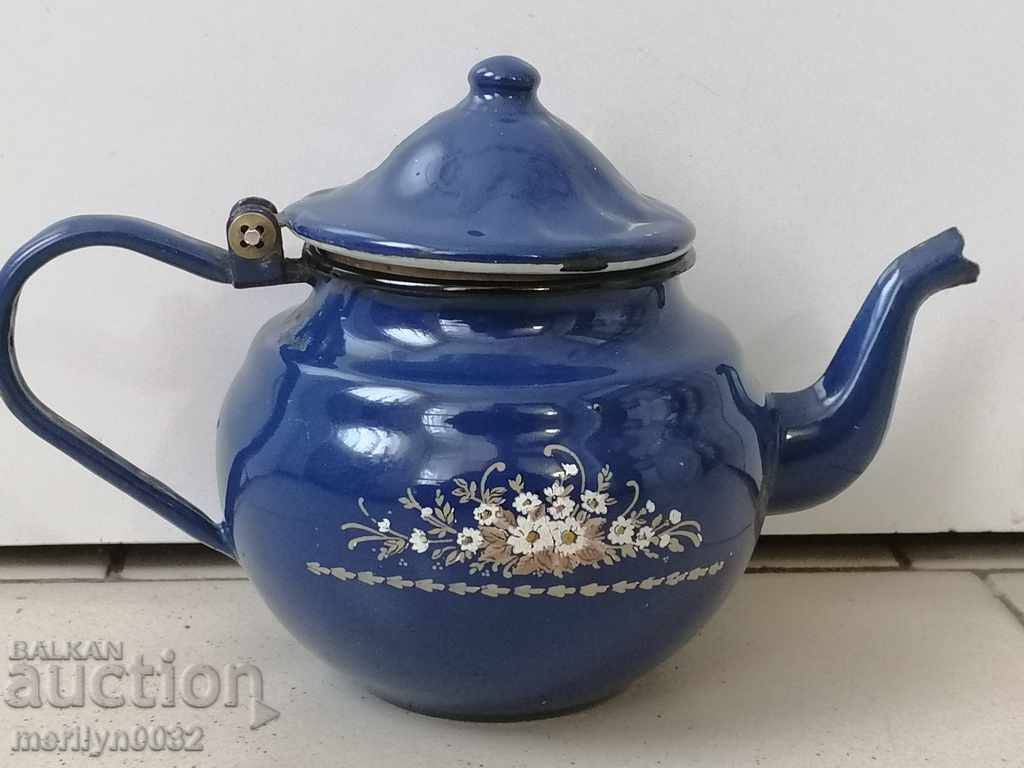 Enamelled teapot made of salt container with enamel with price 36.00 BGN | € 18.41