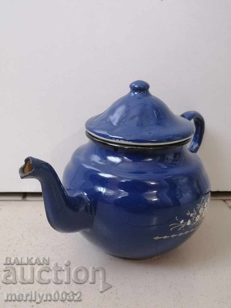 Auction  Enamelled teapot made of salt container with enamel