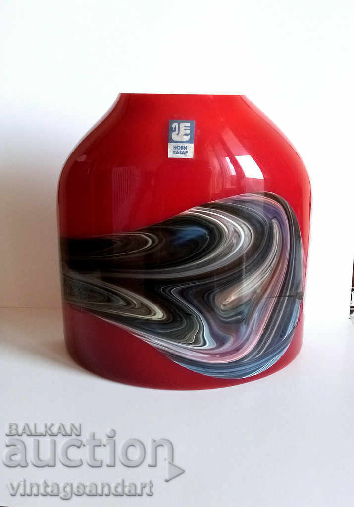 Collectible vase, art, glass