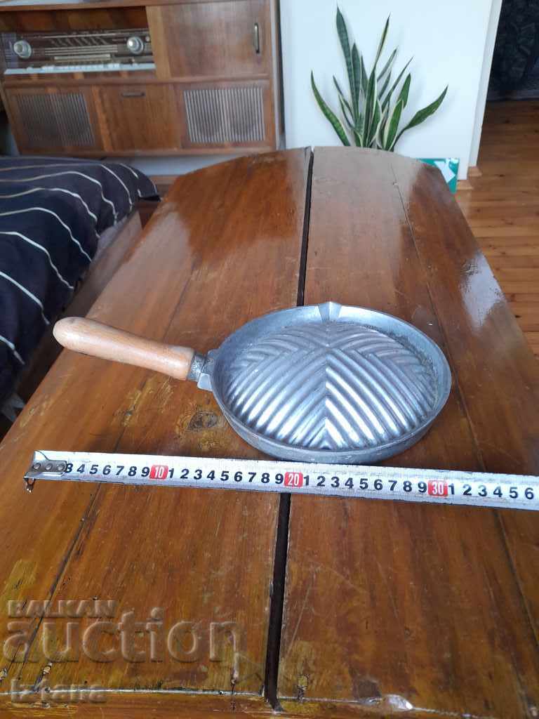 Auction Old waffle bag Auction Old waffle bag