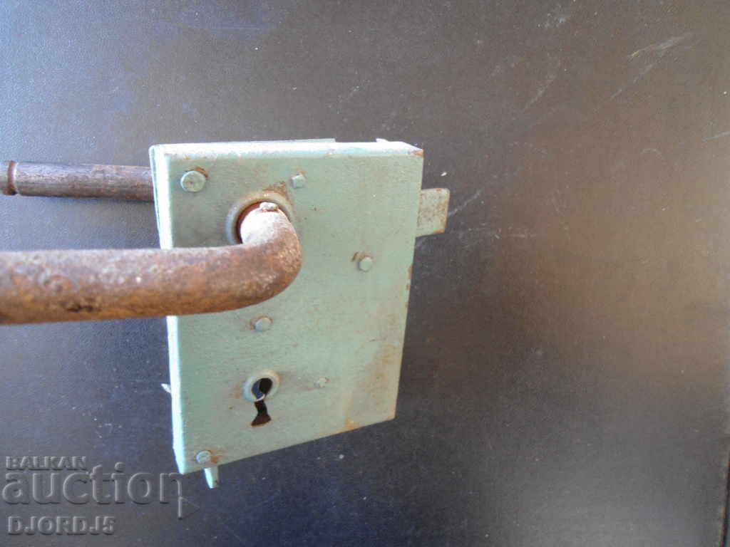 Auction Old lock Auction Old lock
