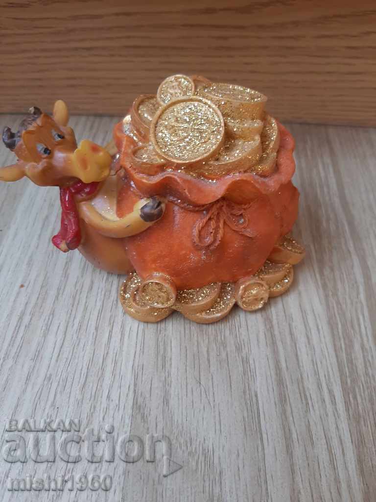 Figurină, pușculiță Figurină, pușculiță